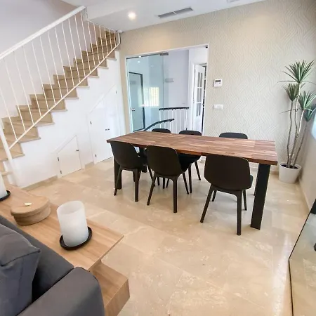 Villa With Private Swimming Pool In *